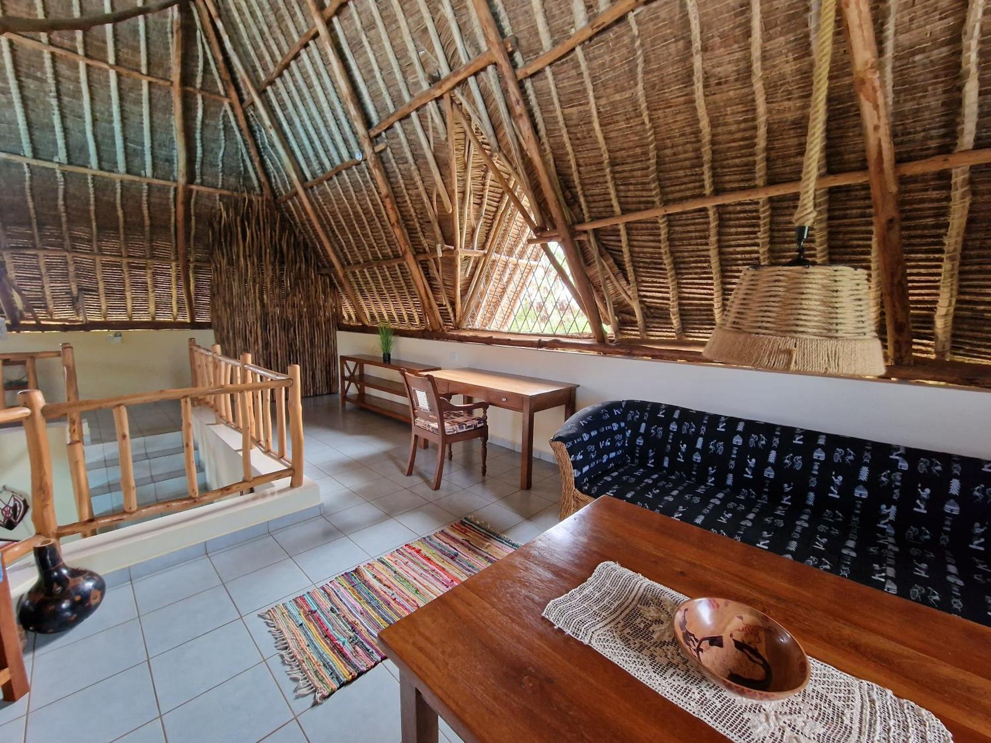 Paradiesische Villa Maisha Mazuri Mit Pool. Terrasse Und Personal Diani Beach Exterior photo